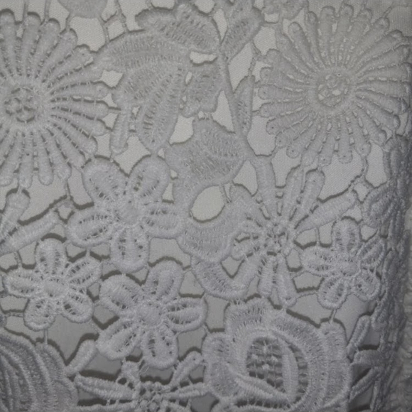 Lulu's white lace open back dress. - Picture 10 of 16